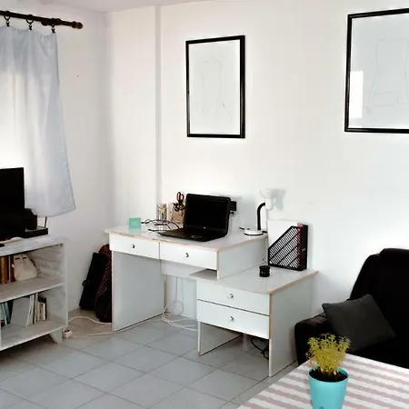 아파트 Cool Loft With Perfect Location 스코페